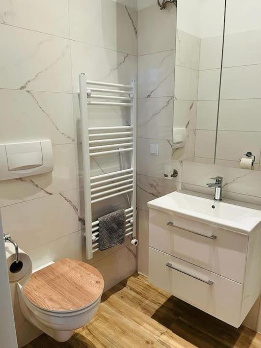 Gemuetliches Studio Apartment Wenen Buitenkant foto